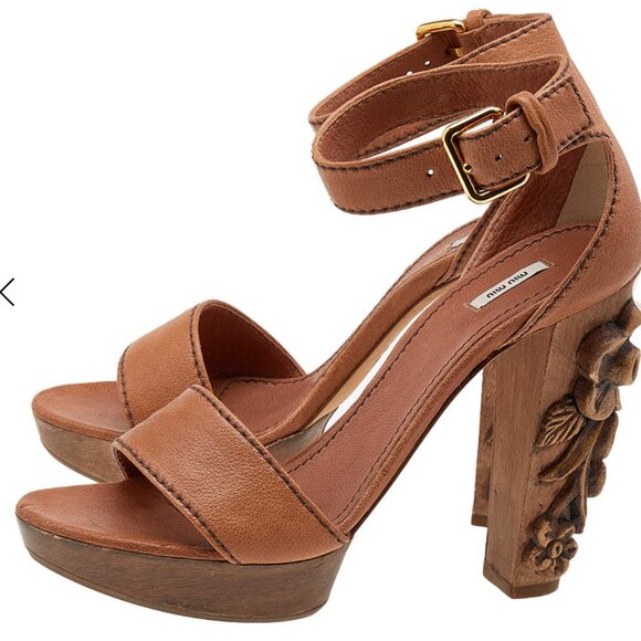 Miu Miu Vintage Camel Tan Floral Carved Wood Heel Platform Sandals – Size IT 38 - Picture 2 of 16